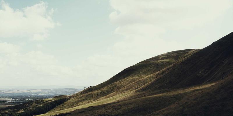 厦门金桥检测：建筑电气绝缘电阻与接地电阻测试，筑牢电气火灾防线